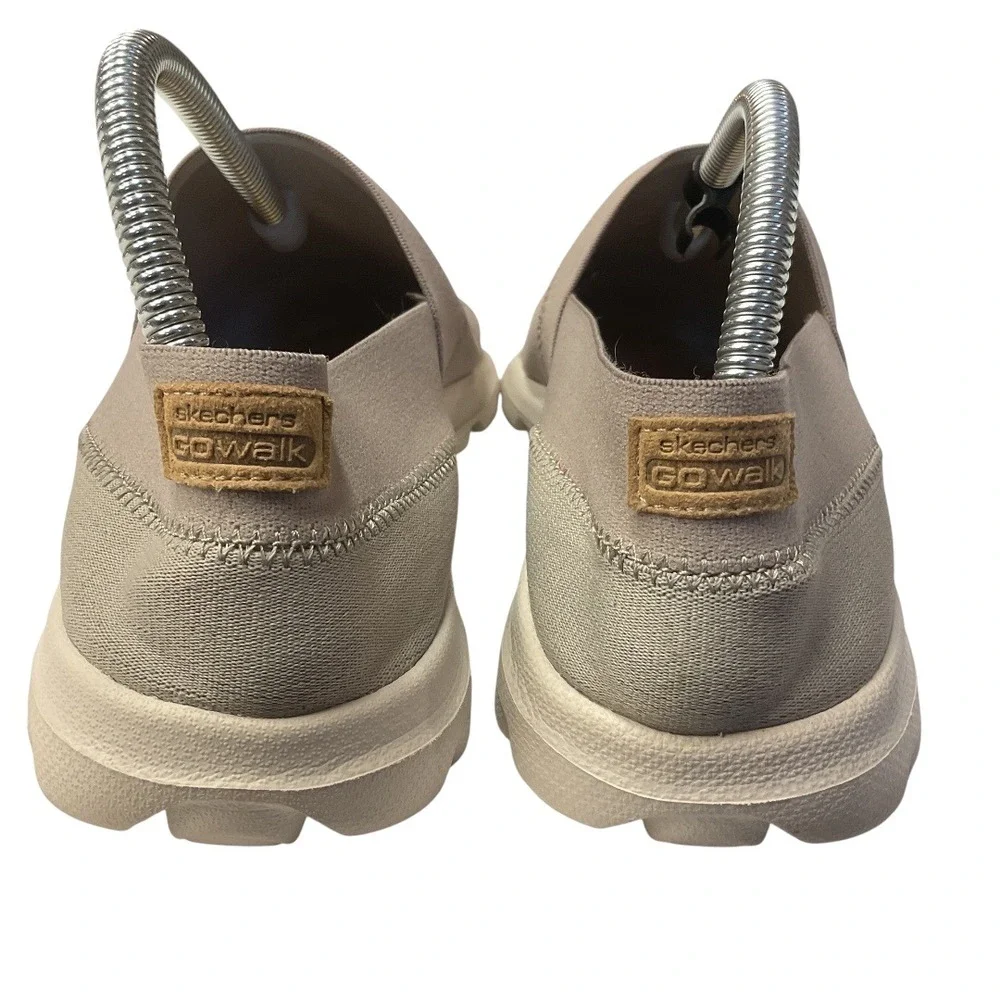 Skechers GOwalk Travel Gracious Joy Size W9 Taupe Slip On‎ Comfort